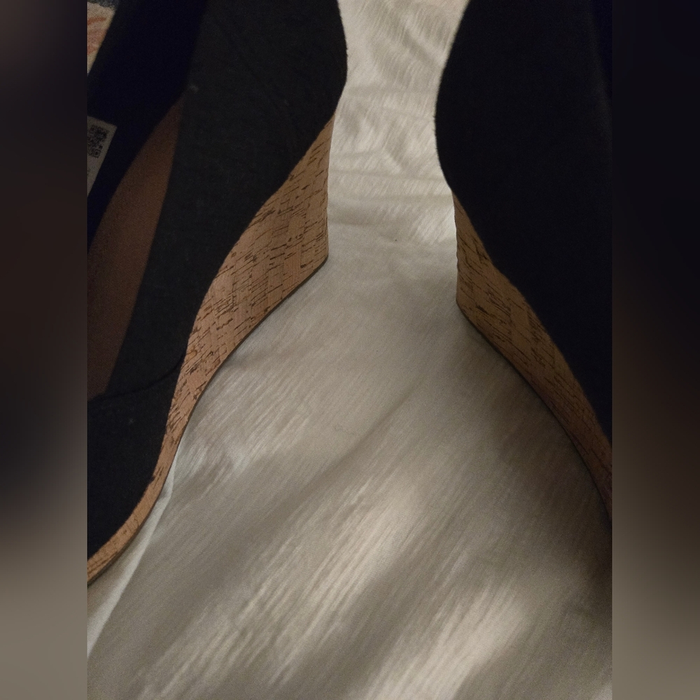 Toms Black Size 10 Wedges